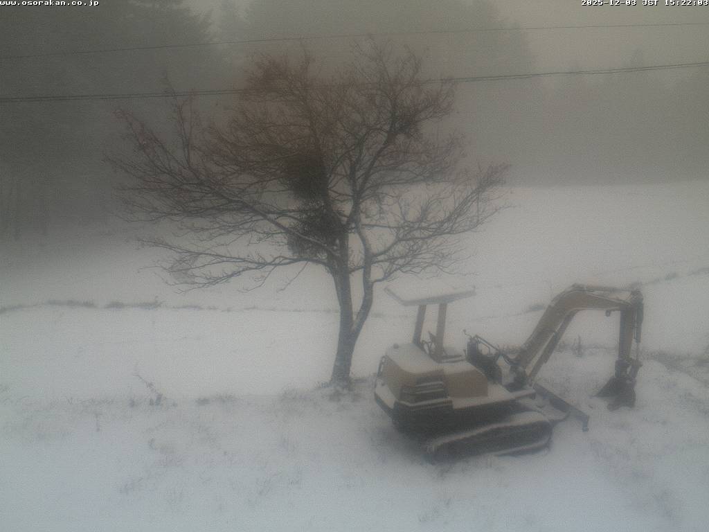 ヒュッテオソラカン前駐車場